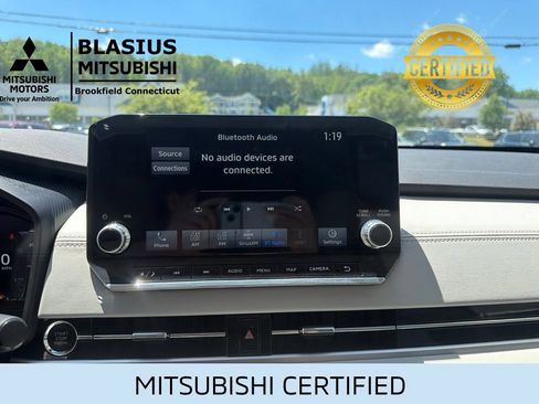 Used 2024 Mitsubishi Outlander SEL AWD/4WD image 30