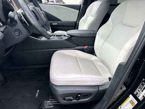 Used 2025 Lexus TX 350 AWD w/ Technology Package image 19