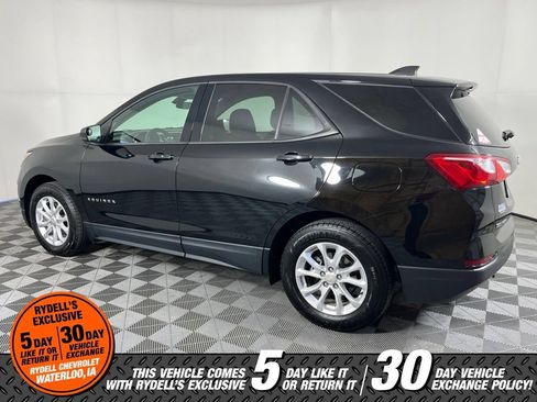 Used 2019 Chevrolet Equinox LS w/ LS Convenience Package FWD image 8