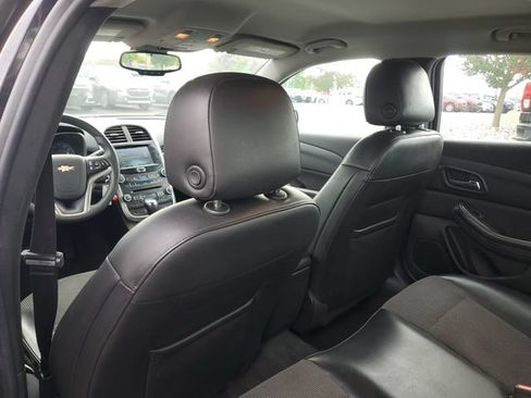 Used 2015 Chevrolet Malibu LT w/ Power Convenience Package FWD image 9