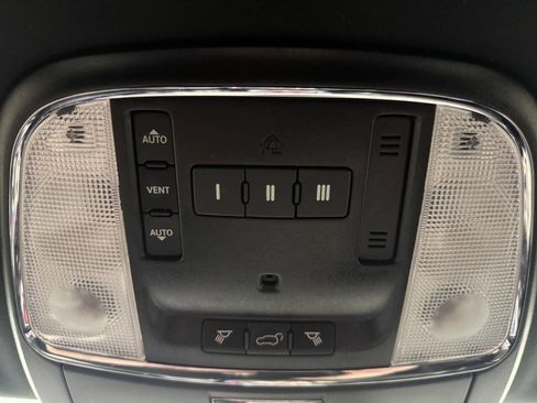 Used 2018 Dodge Durango GT w/ Premium Group image 43