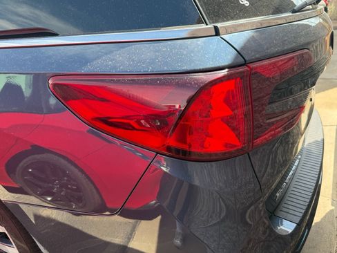 Used 2025 Honda Odyssey EX-L image 9