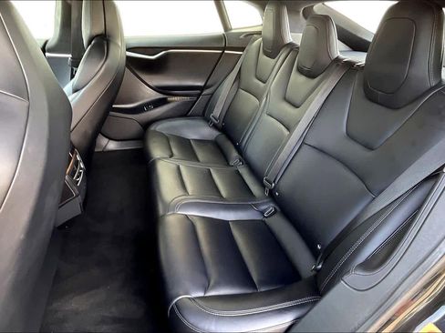 Used 2018 Tesla Model S 100D image 21