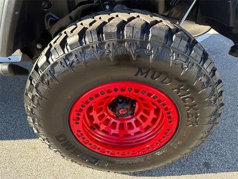 Used 2025 Jeep Wrangler Sport image 20