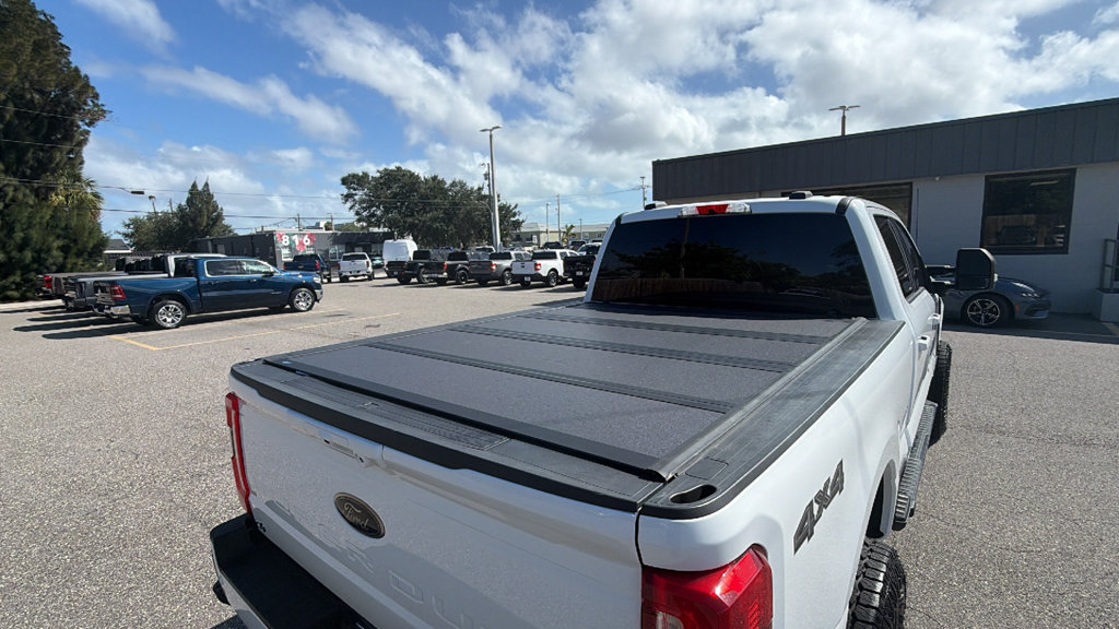 Used 2023 Ford F250 XLT w/ Black Appearance Package AWD/4WD image 12