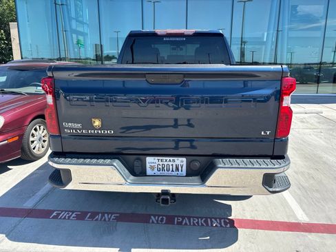 Used 2020 Chevrolet Silverado 1500 LT w/ Texas Edition RWD image 5