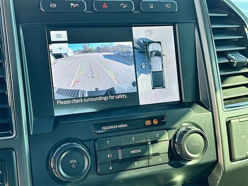 Used 2022 Ford F250 XLT w/ Black Appearance Package image 23