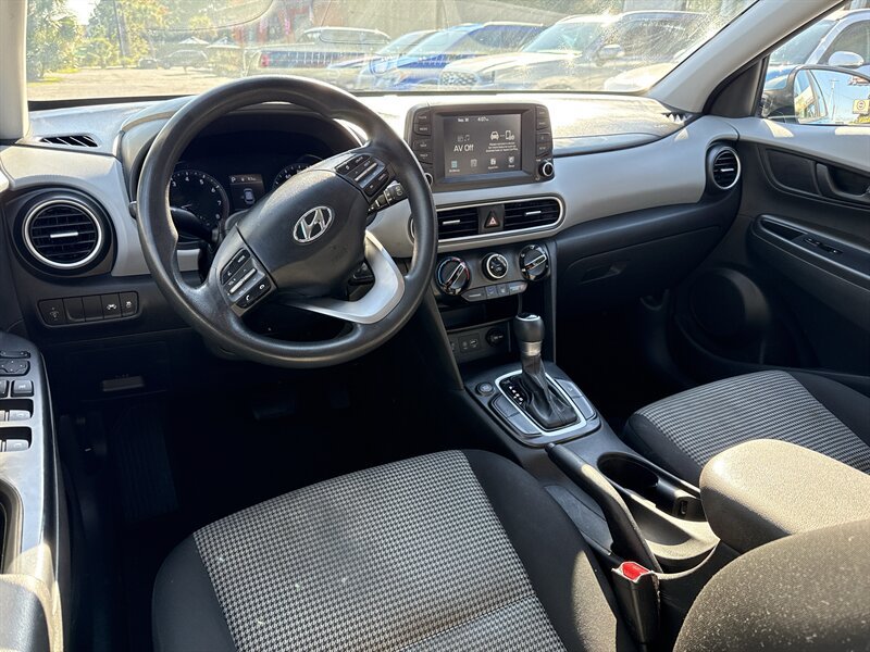 Used 2019 Hyundai Kona SE FWD image 8