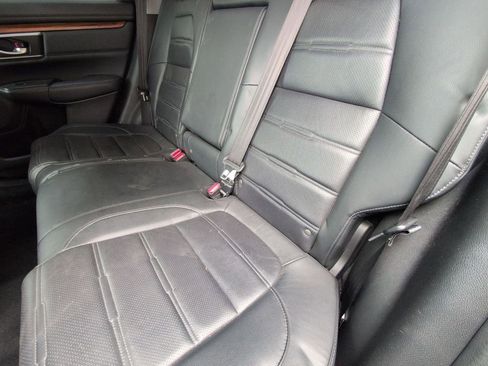 Used 2019 Honda CR-V Touring image 14