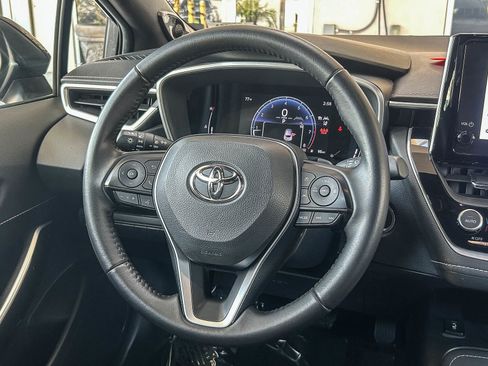 Used 2025 Toyota Corolla XSE image 15