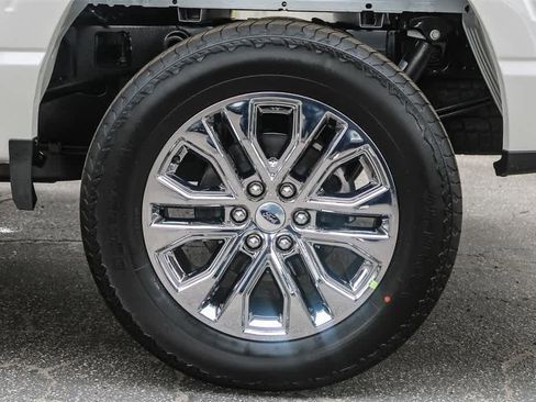 New 2025 Ford F150 Lariat w/ Equipment Group 501A Mid image 10