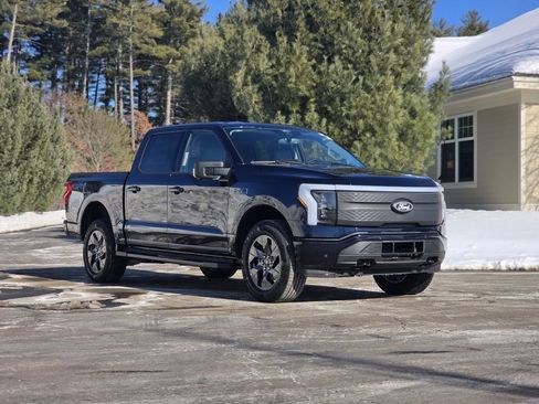 New 2025 Ford F150 Lightning Flash image 2
