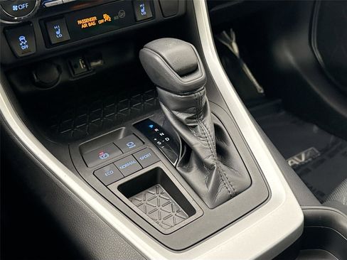 Certified 2019 Toyota RAV4 XLE image 26