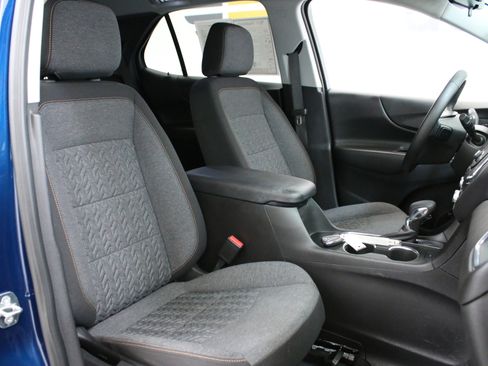 Used 2023 Chevrolet Equinox LT FWD image 30