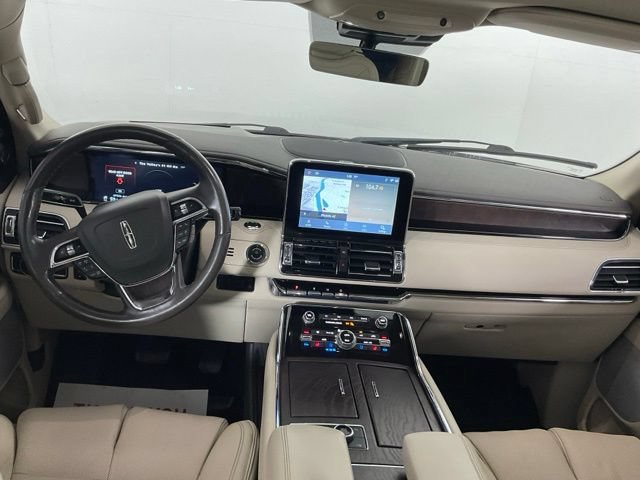 Used 2021 Lincoln Navigator L Reserve w/ Luxury Package AWD/4WD image 17
