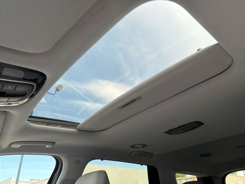 Used 2025 Hyundai Palisade SEL FWD image 25