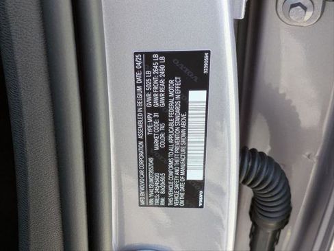 New 2026 Volvo XC40 B5 Ultra w/ Climate Package image 14