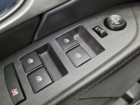 Used 2017 GMC Terrain SLE FWD image 27