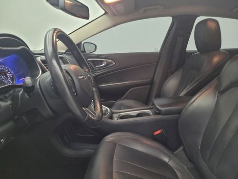 Used 2016 Chrysler 200 Limited Platinum image 17