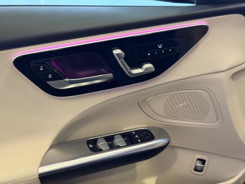 Used 2023 Mercedes-Benz C 300 4MATIC Sedan image 14