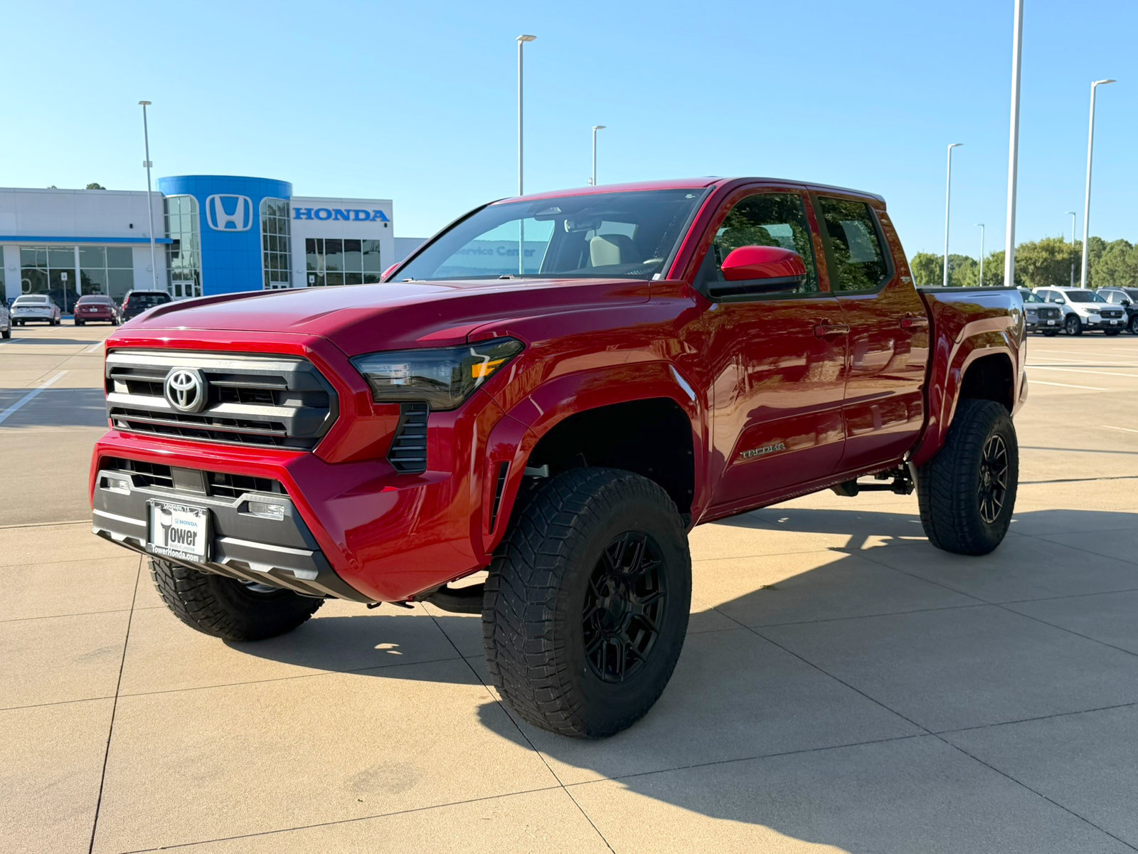 Used 2024 Toyota Tacoma SR5 AWD/4WD image 3