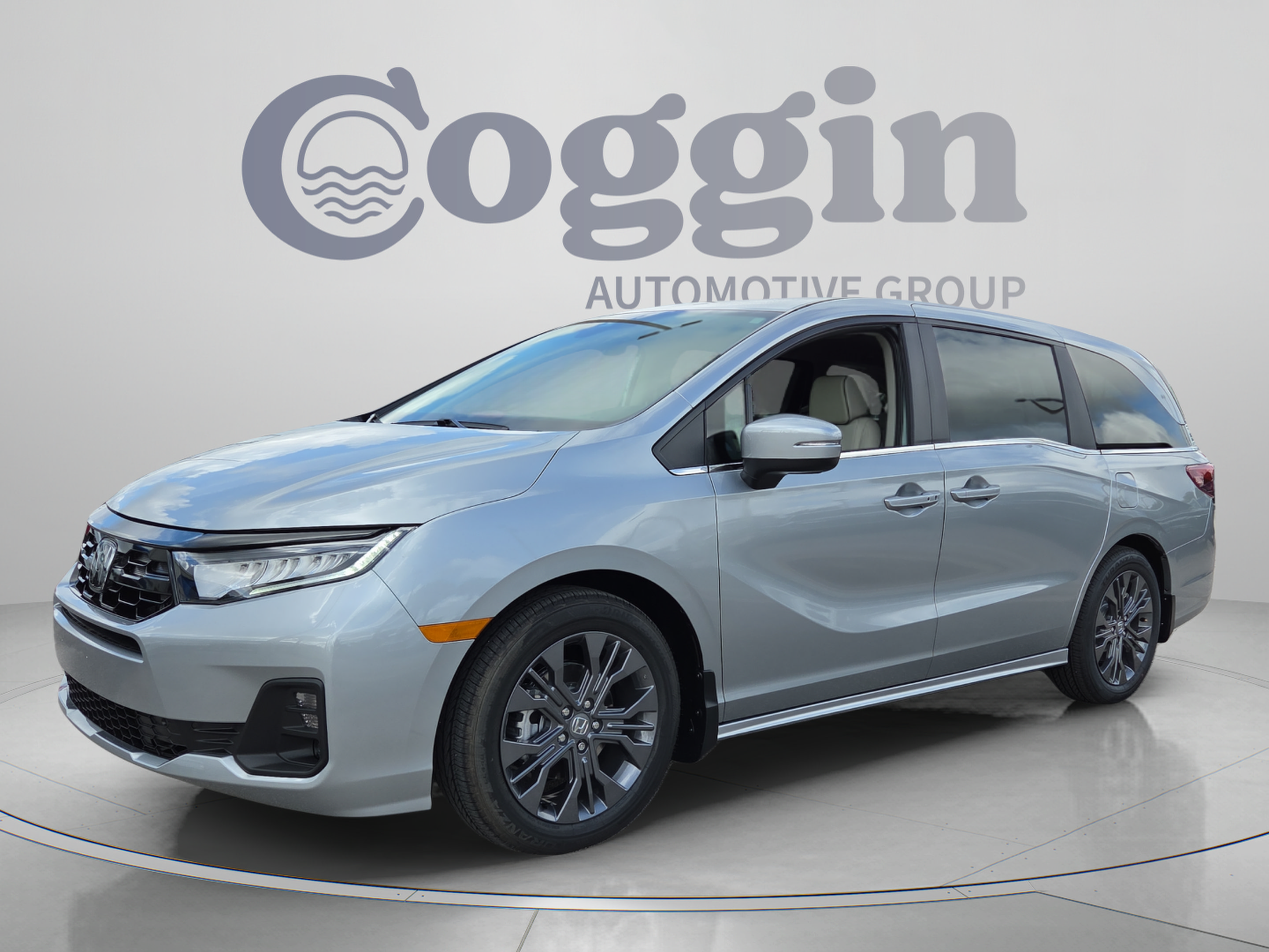 Used 2026 Honda Odyssey Touring image 1
