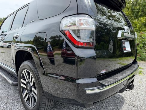 Used 2018 Toyota 4Runner Limited AWD/4WD image 13