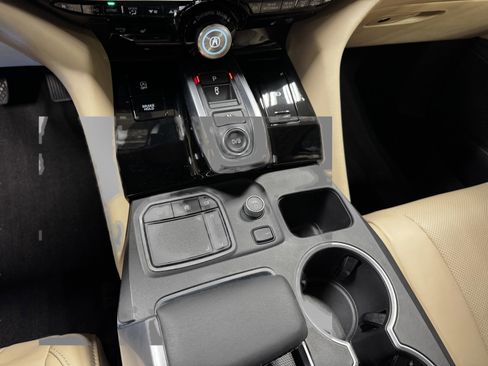 Certified 2023 Acura MDX FWD w/ Technology Package image 24