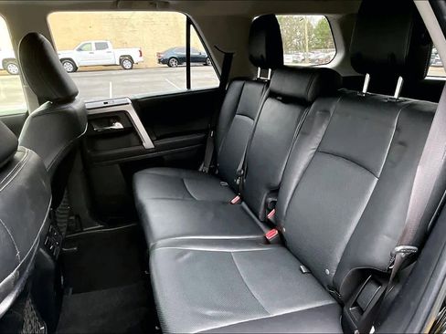 Used 2023 Toyota 4Runner Limited image 19