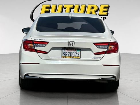 Used 2020 Honda Accord EX image 4
