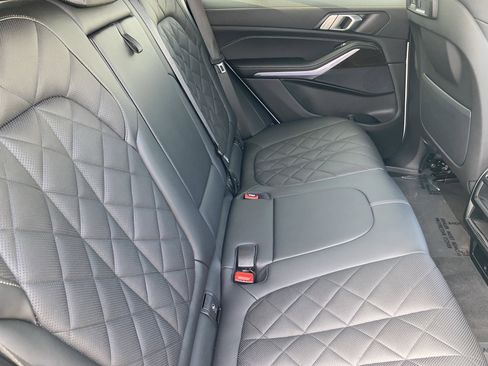 Used 2023 BMW X5 sDrive40i image 11