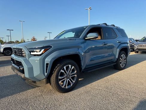 Used 2026 Toyota 4Runner Limited AWD/4WD image 2