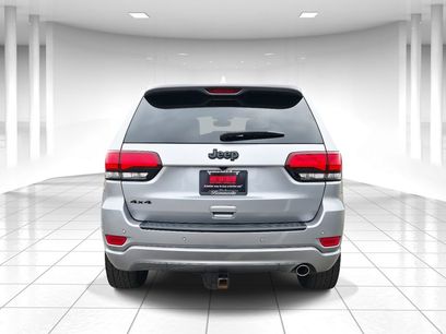 Used 2020 Jeep Grand Cherokee Altitude