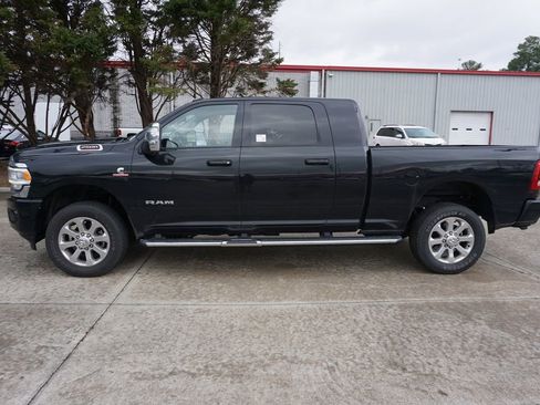 Used 2023 RAM 2500 Laramie image 19