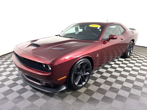 Used 2019 Dodge Challenger R/T Scat Pack image 12