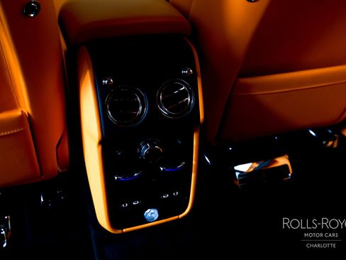 New 2026 Rolls-Royce Cullinan AWD/4WD image 21