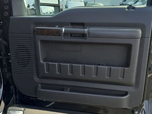 Used 2016 Ford F350 Platinum w/ Snow Plow Prep Package image 36