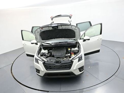 Used 2022 Subaru Forester Limited image 26