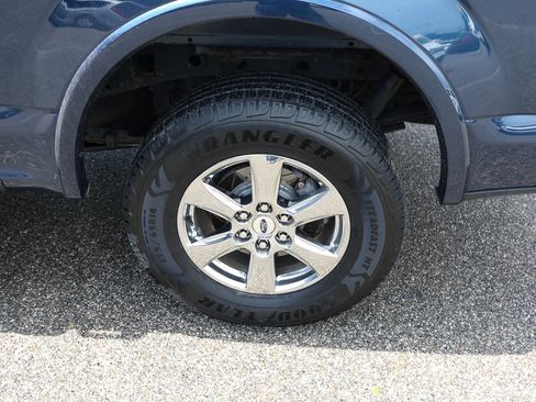 Used 2020 Ford F150 Lariat w/ Equipment Group 502A Luxury AWD/4WD image 3