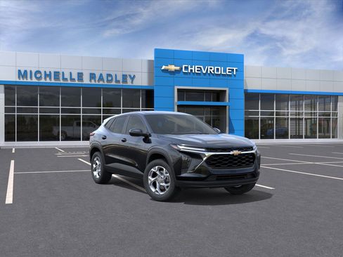 New 2026 Chevrolet Trax LS image 1