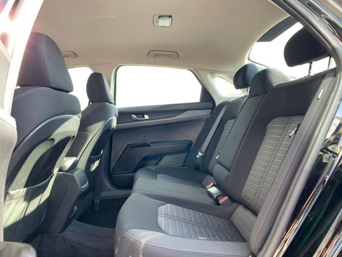 Used 2025 Kia K5 LXS image 24