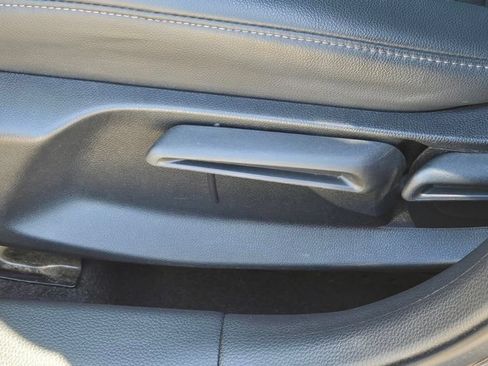 Used 2022 Honda Civic Sport image 14