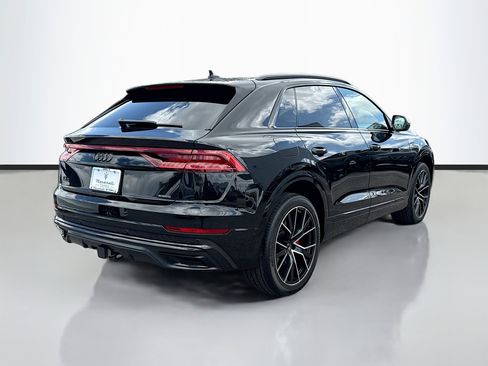 Used 2023 Audi Q8 Premium Plus image 3