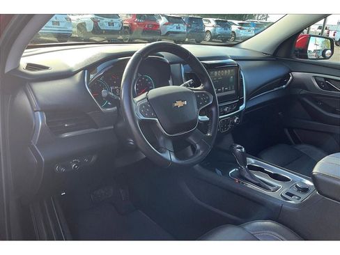 Used 2019 Chevrolet Traverse Premier image 15