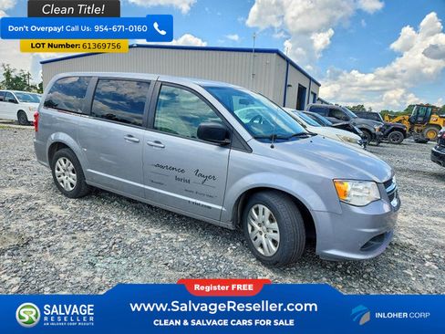 Used 2018 Dodge Grand Caravan SE FWD image 5