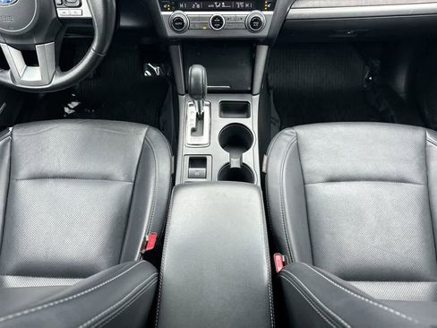 Used 2017 Subaru Outback 2.5i Limited image 31