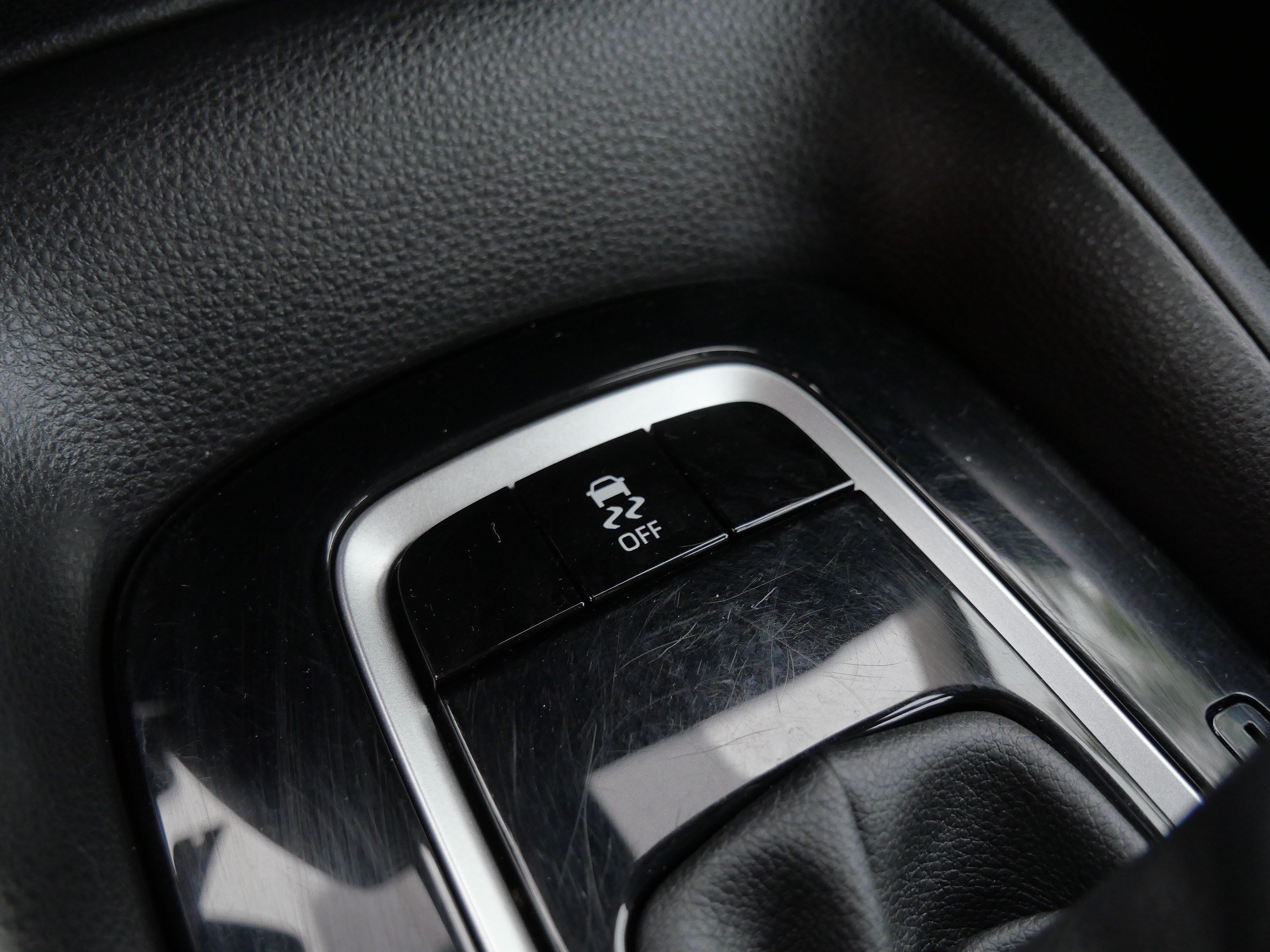 Certified 2024 Toyota Corolla LE FWD image 32