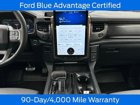 Used 2025 Ford F150 Lightning Lariat image 19