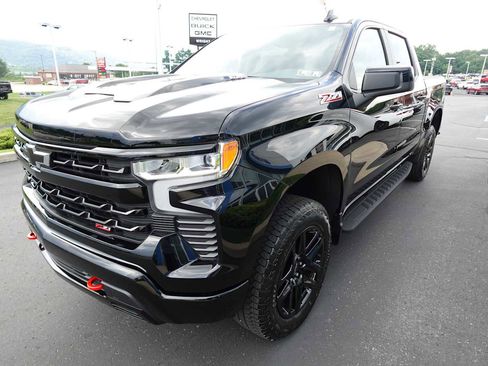 New 2025 Chevrolet Silverado 1500 LT Trail Boss AWD/4WD image 8