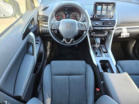 New 2025 Mitsubishi Eclipse Cross SE image 12